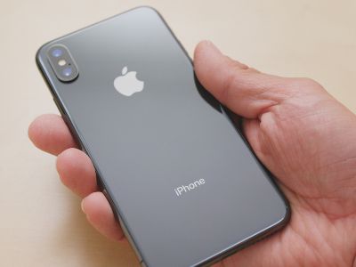 Hvad er forskellen på iPhone x og xr?
